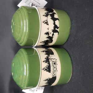 Young's NWT Bear and Cabin Salt and Pepper Shakers